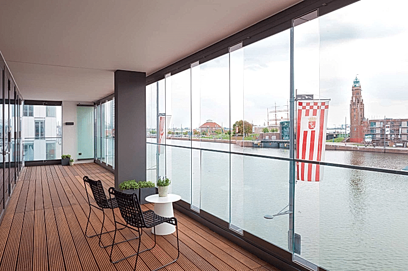 Cam Balkon Evinize Değer Katar